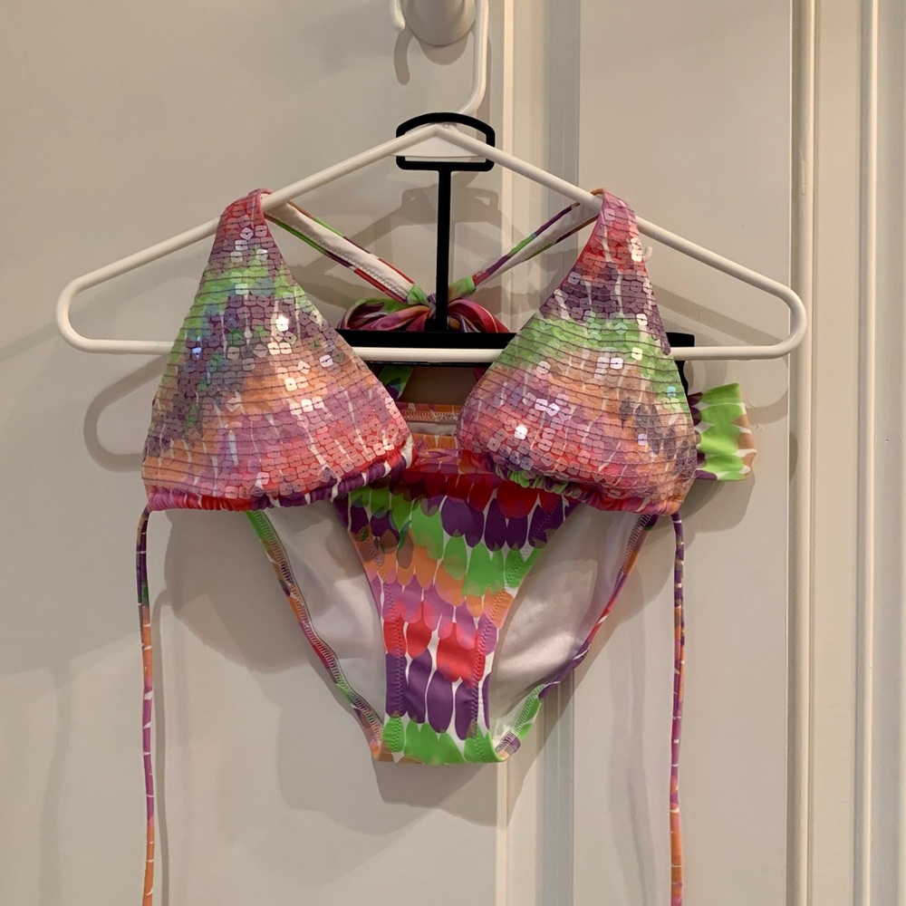 Victoria’s Secret Bikini Size Medium